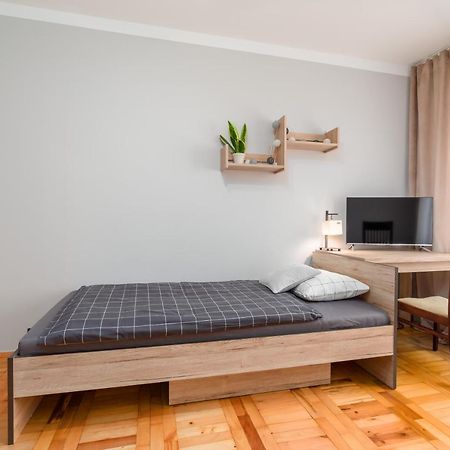 Two Bedrooms Apartment Faktura Fast Check-In 24H Rzeszów Kültér fotó