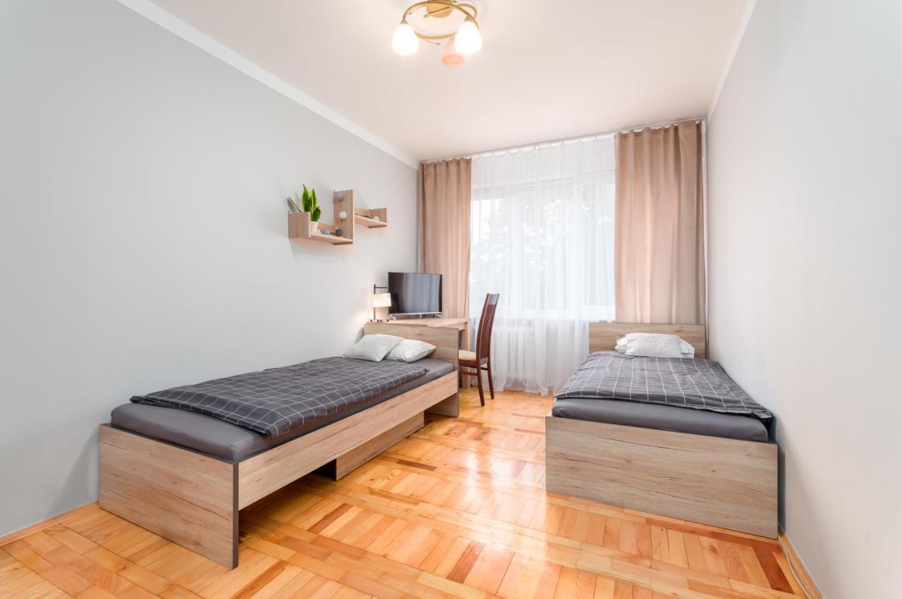 Two Bedrooms Apartment Faktura Fast Check-In 24H Rzeszów Kültér fotó