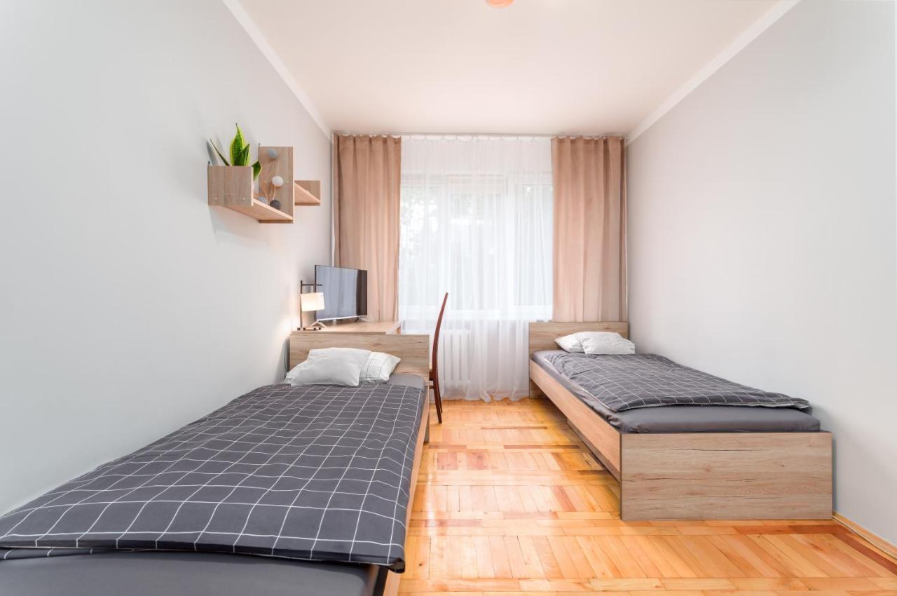 Two Bedrooms Apartment Faktura Fast Check-In 24H Rzeszów Kültér fotó