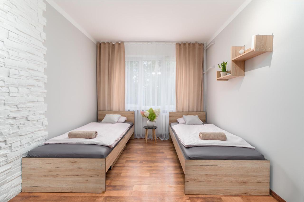 Two Bedrooms Apartment Faktura Fast Check-In 24H Rzeszów Kültér fotó